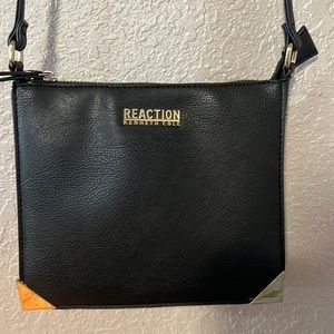 Kenneth Cole Reaction Crossbody Purse